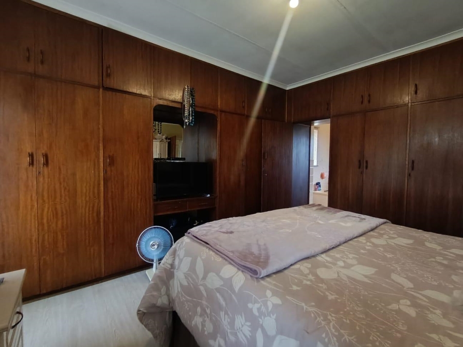 4 Bedroom Property for Sale in Lakeview Free State